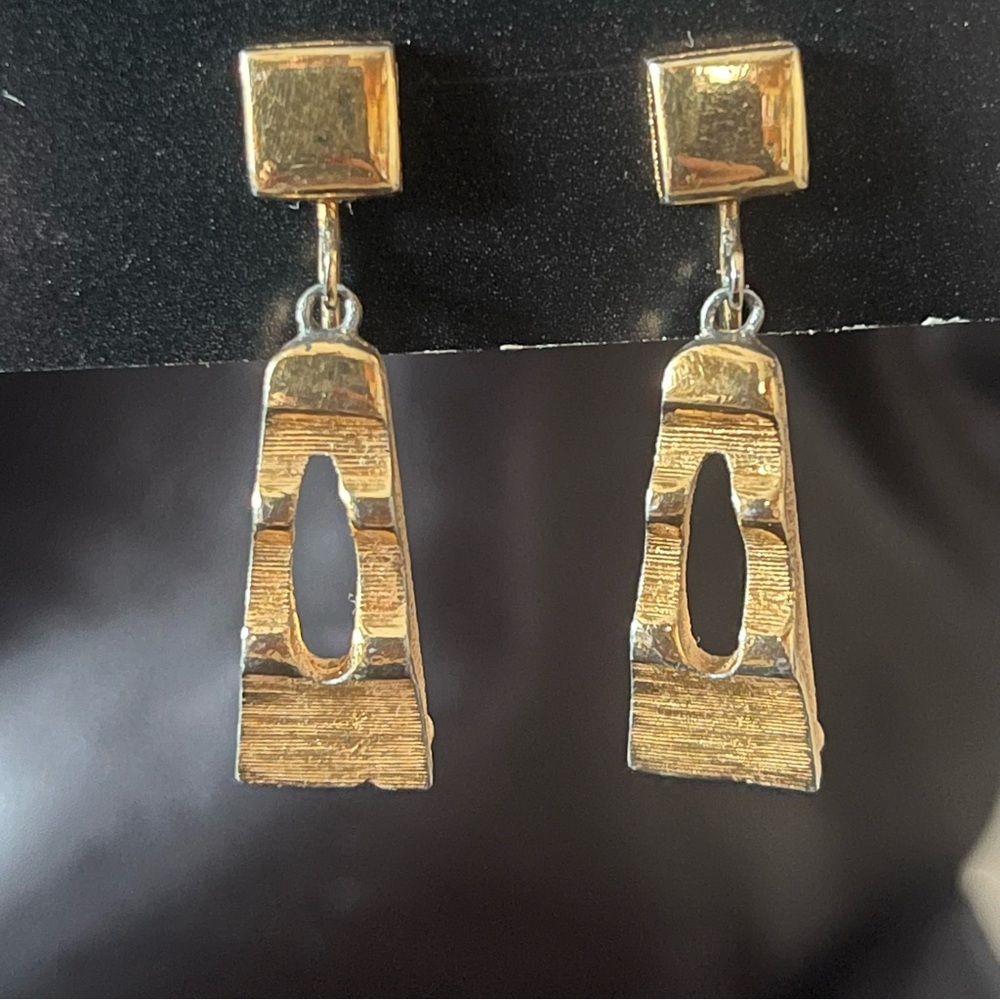 Vintage D'Orlan Gold Tone Clip On Dangle Earrings